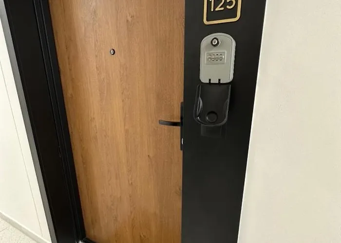 Osiedle Neonowe דירה צ'סטוצ'ובה